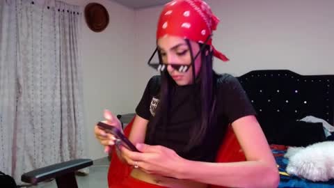 Nicole online show from November 29, 11:12 pm