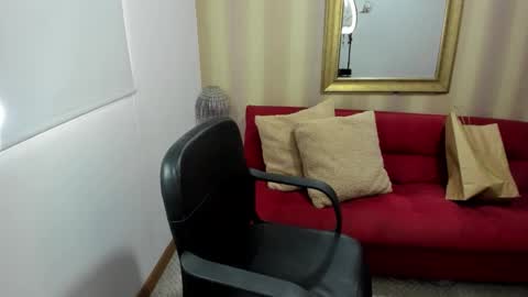 Nicolettcolin  online show from December 2, 6:06 pm