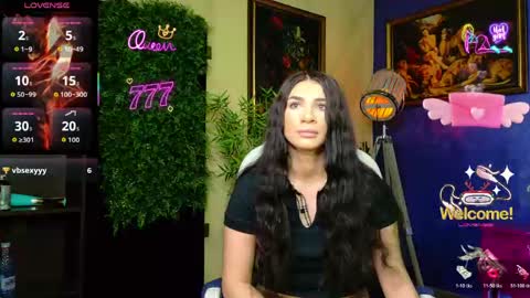 Nicolle online show from May 22, 7:37 am
