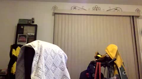 nightmoves1970 online show from February 5, 4:05 am