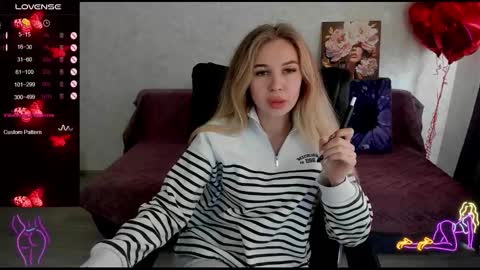 nigo_nika online show from February 28, 12:09 pm