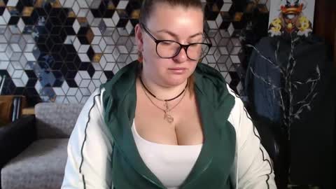 Nika online show from April 14, 5:11 am