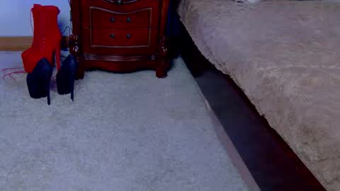 Snapshot of nikaspankwell chatting on October 1, 12:26 pm Nika Spankwell online show from October 1, 12:26 pm