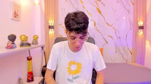    online show from January 13, 5:15 am