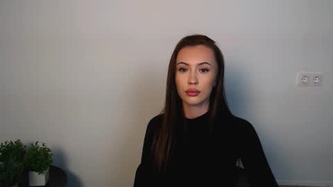 nikonara_ online show from October 23, 4:30 pm