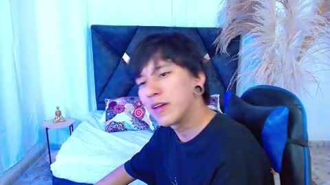 Niko online show from February 6, 2:31 pm