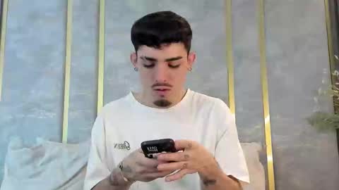 Niko Stone online show from December 21, 5:25 am