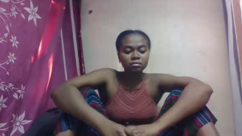 nilah online show from September 22, 1:04 pm