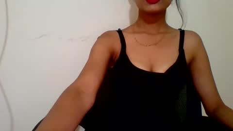 nimrita001 online show from June 24, 6:42 am