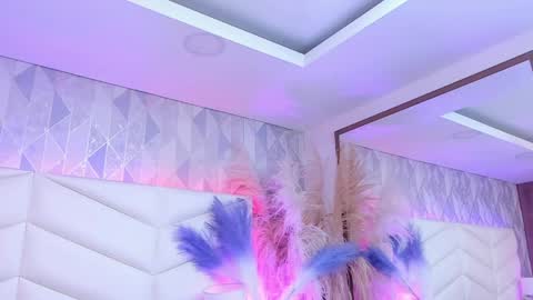 nina__ford online show from April 13, 12:31 pm