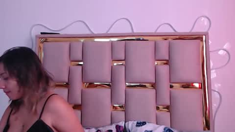 Nina Carther online show from October 31, 1:44 pm