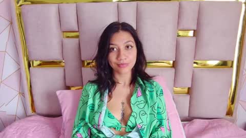 Nina Carther online show from March 28, 7:59 pm