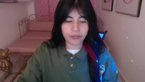 Nina online show from February 3, 1:15 pm