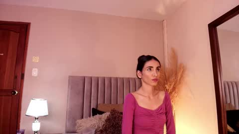 Nina online show from October 25, 6:52 pm