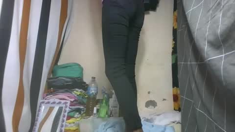 ninaeaa online show from February 12, 7:23 am