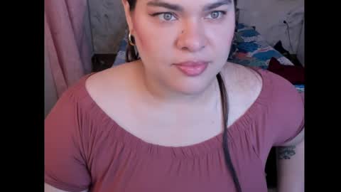 NinaFuentes online show from May 9, 4:29 am