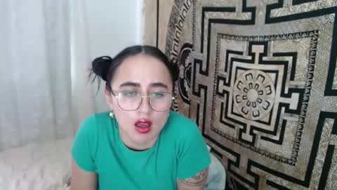 N I N A online show from March 11, 3:56 pm