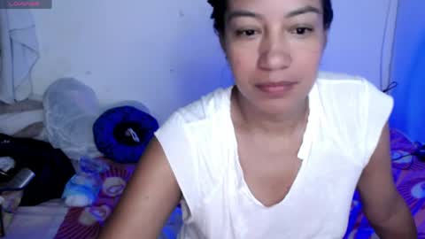 ninatinydoll1 online show from April 17, 11:23 am