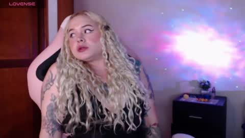 Nina online show from March 5, 3:51 am