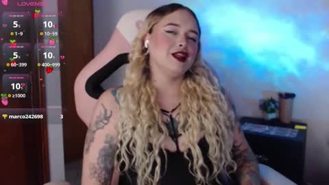 Nina online show from October 22, 2:15 am