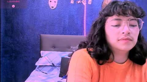 Nina online show from September 24, 1:51 pm