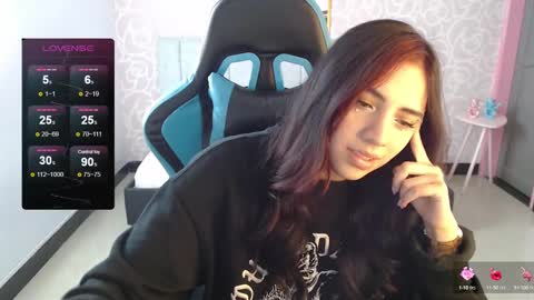 Ninfa  online show from December 23, 3:00 pm