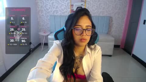 Ninfa  online show from February 25, 8:32 pm