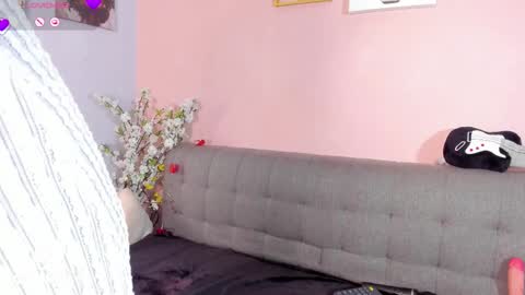 Snapshot of nini_martinii chatting on October 15, 9:54 am NINI  online show from October 15, 9:54 am