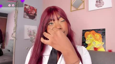 Snapshot of nini_martinii chatting on February 15, 3:39 pm NINI  online show from February 15, 3:39 pm