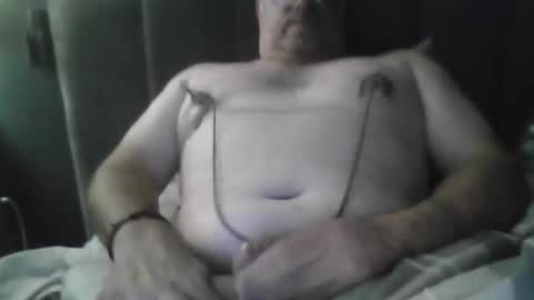 nipplepain007 online show from May 11, 10:33 am