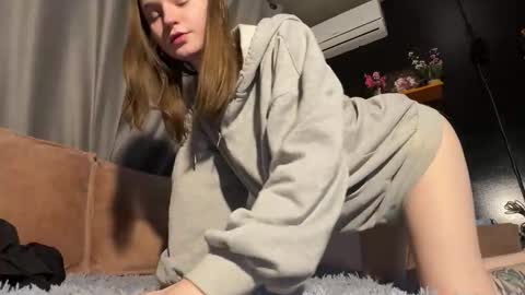 Tears Lora online show from February 12, 6:44 pm