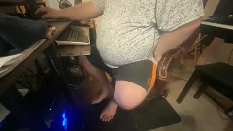 nmedge2cum online show from April 25, 6:27 pm