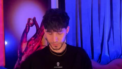 Noah Brigth online show from November 30, 7:15 am