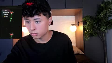 noah_dupont_ online show from February 28, 12:31 pm