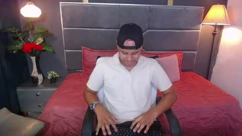 NOAH online show from June 11, 1:49 am