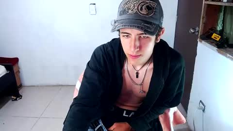 Kervs online show from May 13, 8:51 pm