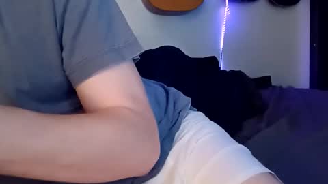 Noah Wesley online show from December 14, 9:15 am