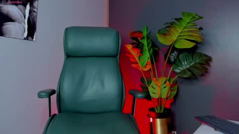 Noah online show from March 30, 2:33 am