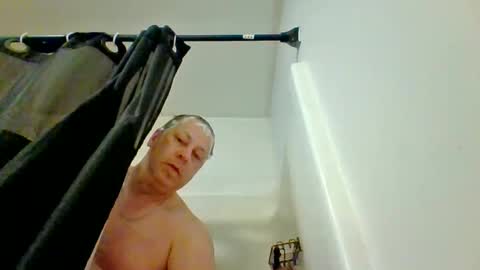 Snapshot of nodak808 chatting on October 26, 12:28 pm Jonny Coxman online show from October 26, 12:28 pm