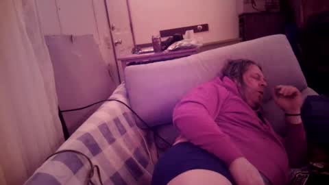 Snapshot of nodak808 chatting on December 17, 12:43 pm Jonny Coxman online show from December 17, 12:43 pm