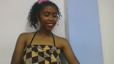 noelina online show from February 25, 8:29 am