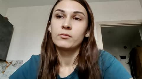 Mia online show from April 17, 8:50 am