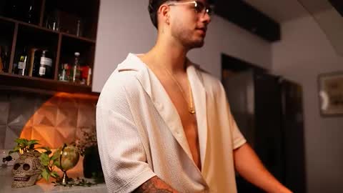 kevin online show from March 2, 12:48 am