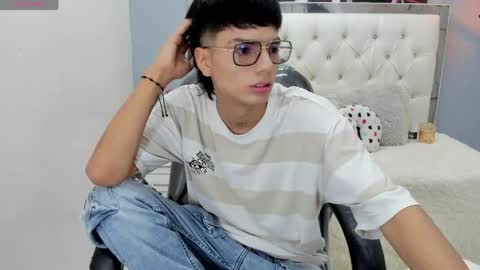 Noha Scott online show from April 21, 10:50 pm