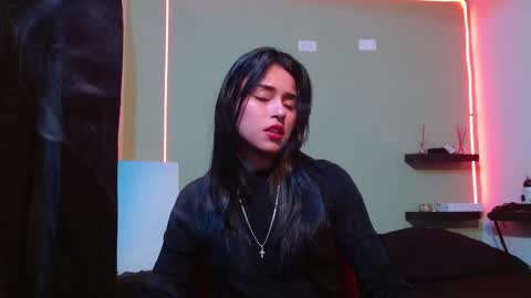 Noha Thomson online show from September 10, 10:55 pm