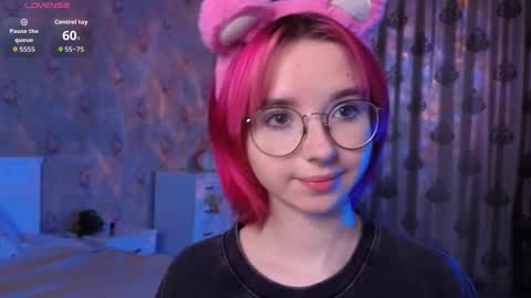 Nora Failure online show from September 19, 2:27 am