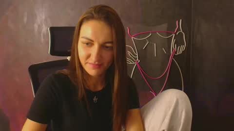 Snapshot of nora_n chatting on October 8, 10:05 pm Nora online show from October 8, 10:05 pm