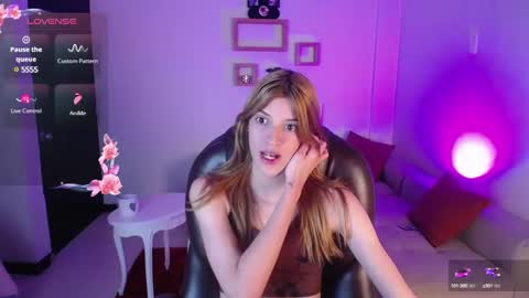 Nora online show from February 19, 7:37 pm