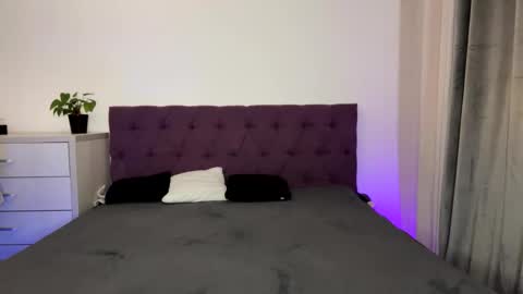 Tina online show from November 16, 9:50 pm