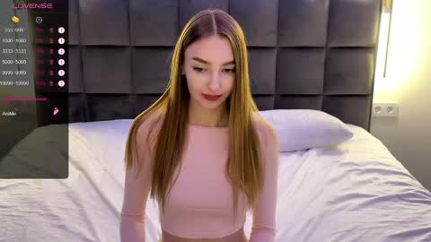 Goldie online show from February 16, 6:43 pm